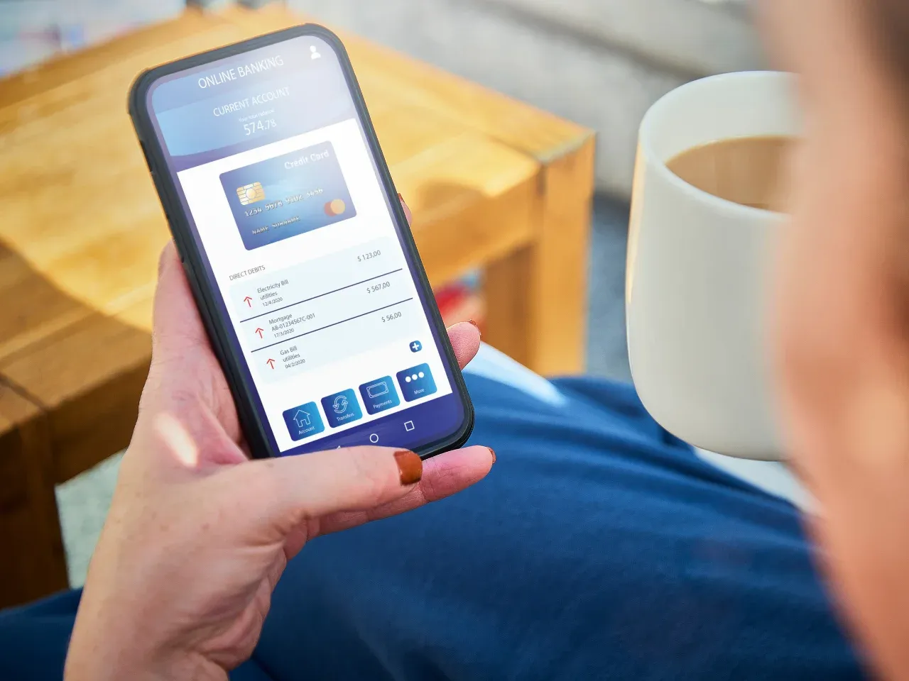 4 cách khóa thẻ tín dụng nhanh chóng