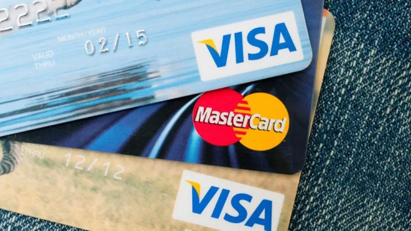 Cac hang the visa pho bien hien nay