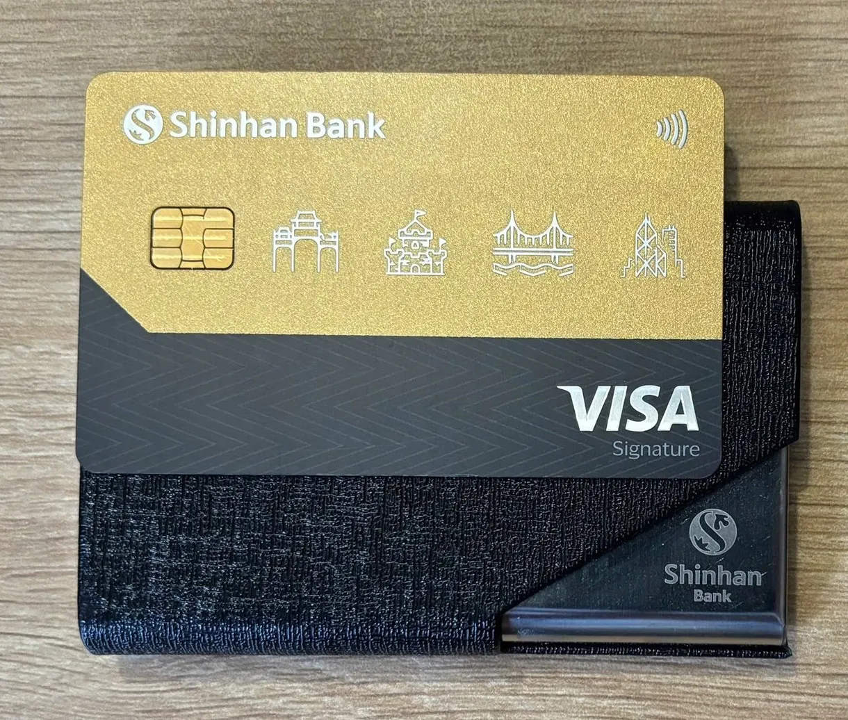Điều kiện và thủ tục mở thẻ tín dụng Thẻ tín dụng Shinhan Visa Signature